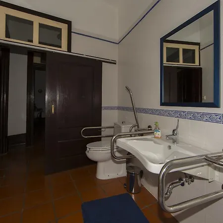ゲストハウス Casa Da Nogueira 3*
