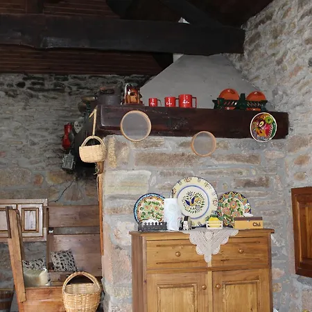Guest house Casa Da Nogueira 3*
