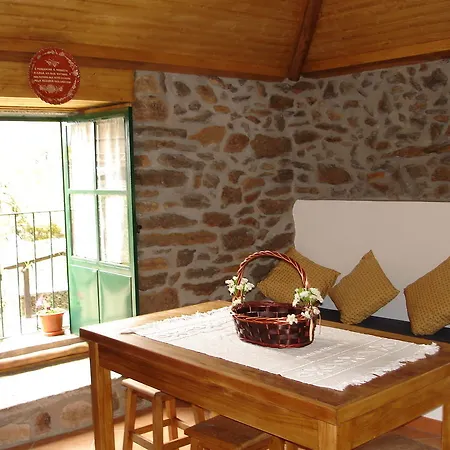 Casa Da Nogueira 3*